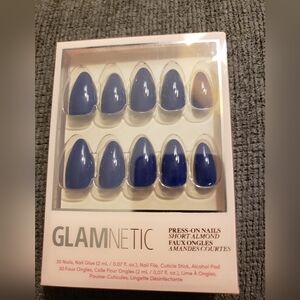 Glamnetic "Midnight Blue" Press On Nails
